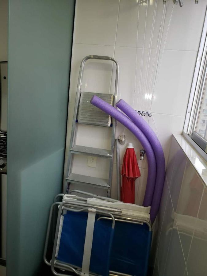 Apartamento Balneario Camboriu - edificio Las Vegas - Apartamento arejado e reformado - 2 quartos - 2 banheiros - Próximo da Praia - Portaria 24h - Garagem Privativa Balneario Camboriu